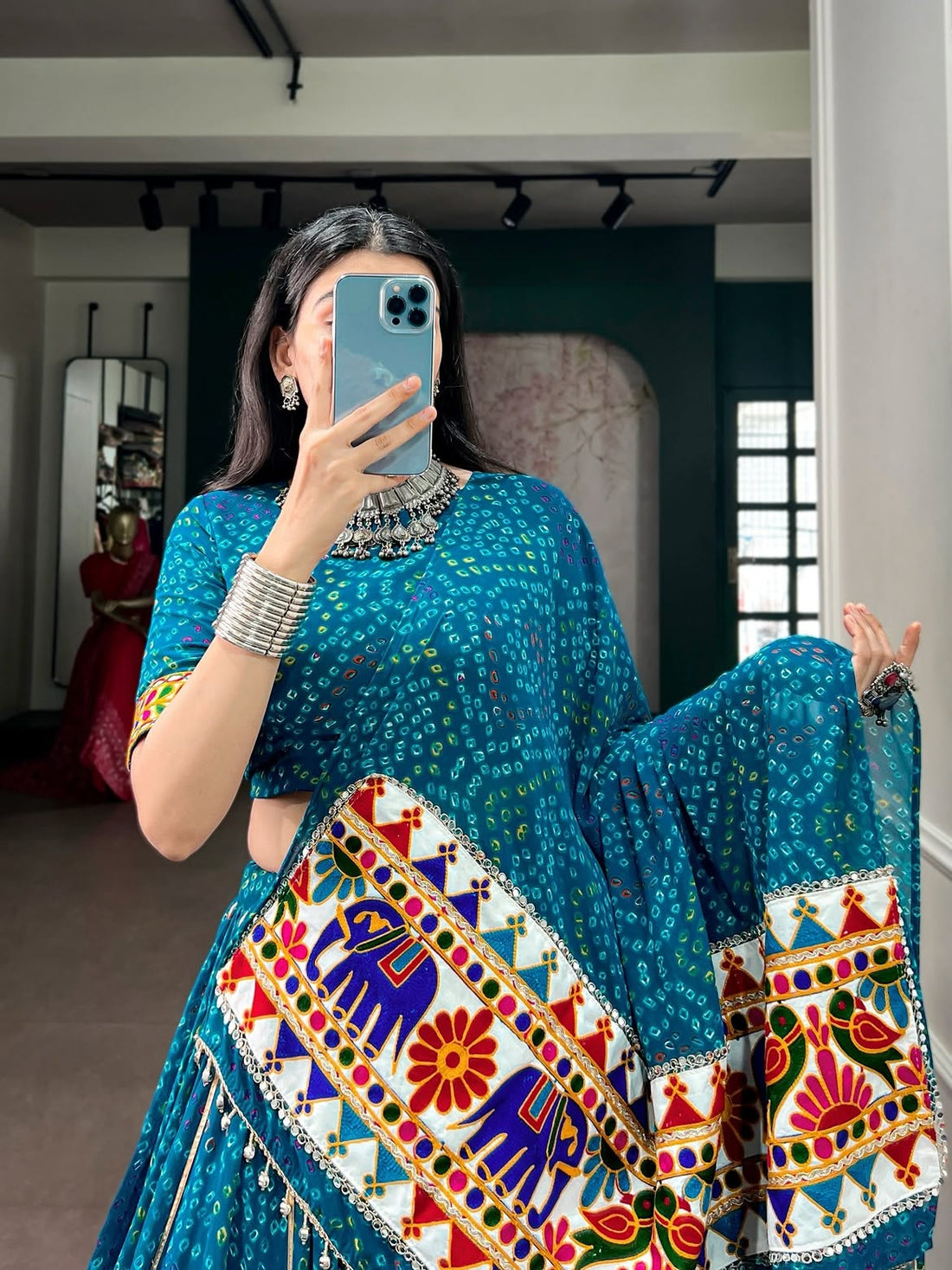 Bandhani Rang Royale Lehenga