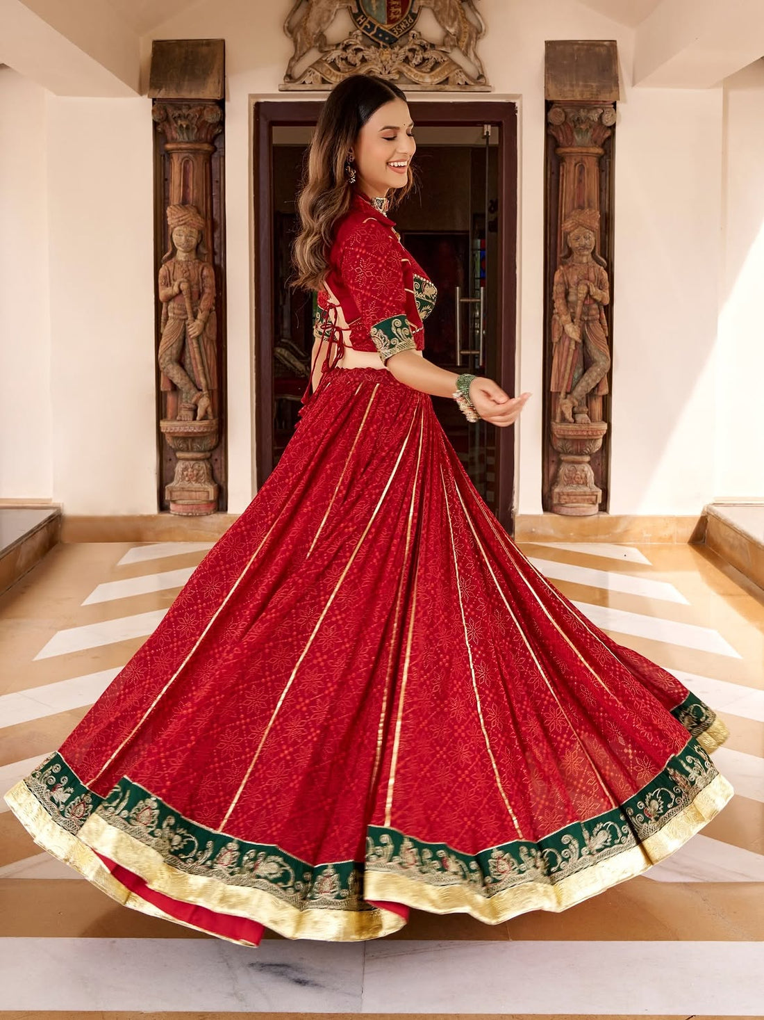 Rangrez Riwaaz Navratri Lehenga