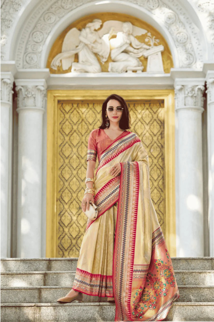 Adjustable fit saree