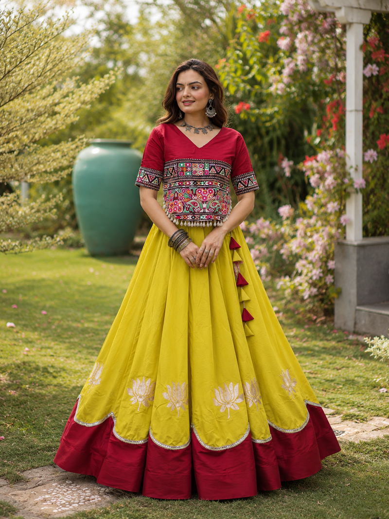Raas Rang Kutchi Gamthi Navratri Lehenga Set