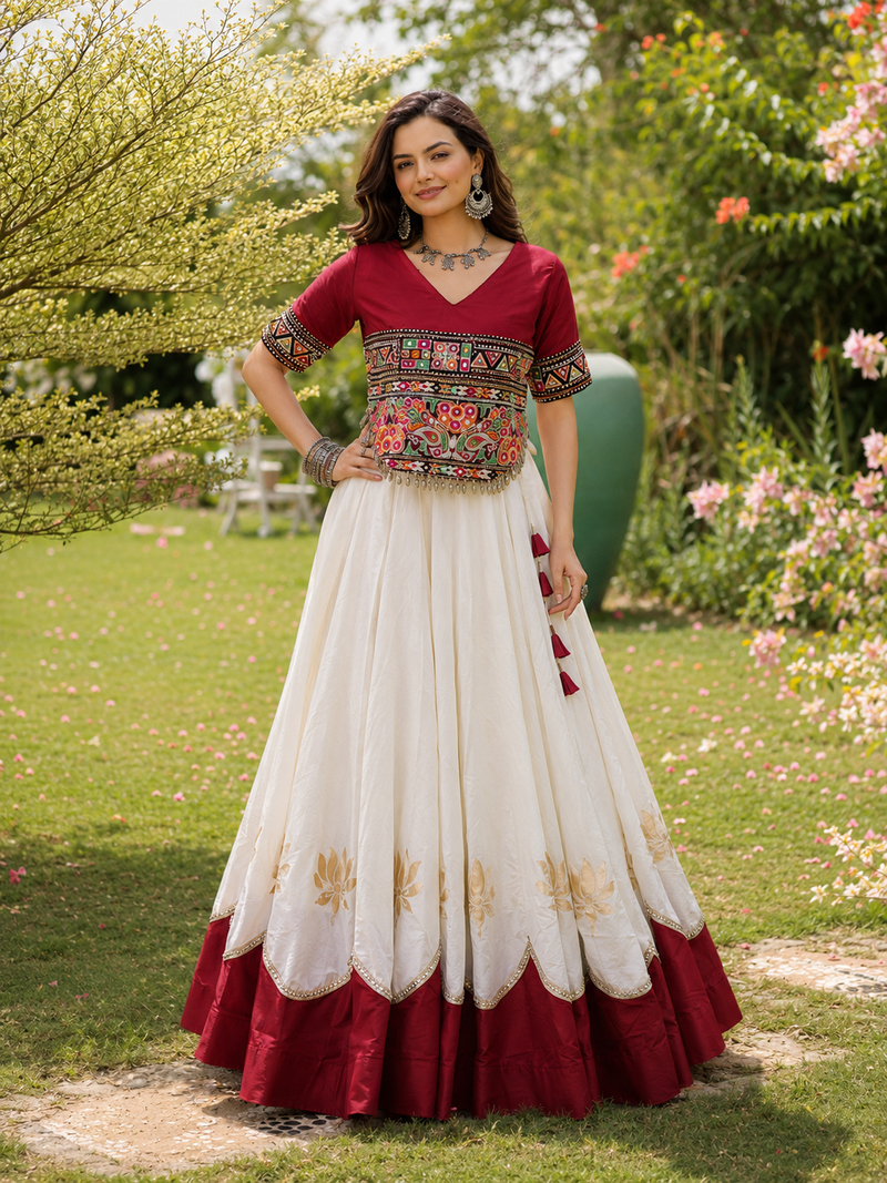 Raas Rang Kutchi Gamthi Navratri Lehenga Set