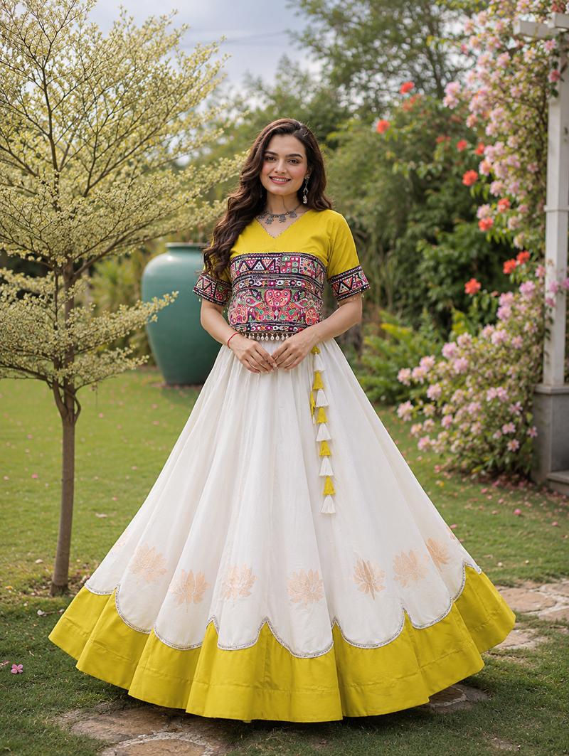 Raas Rang Kutchi Gamthi Navratri Lehenga Set