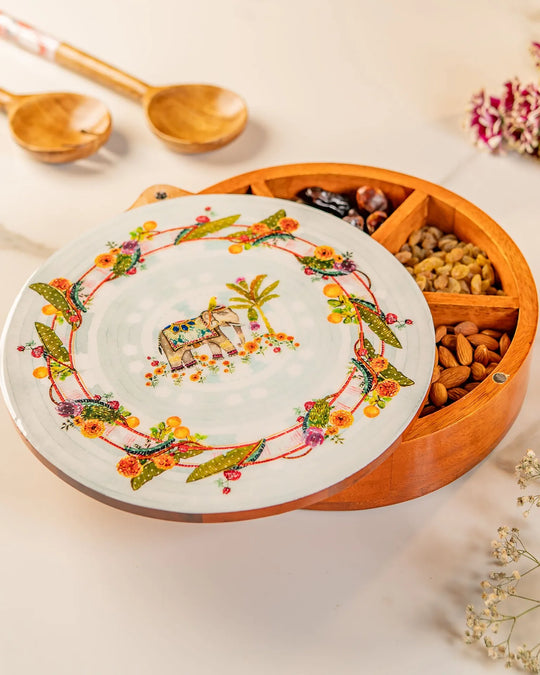 Round Elephant Mango Wood Spice & Dry Fruit Box