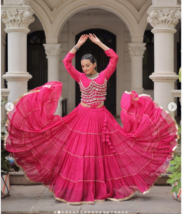 Royal & Pleated Navratri Lehenga Set