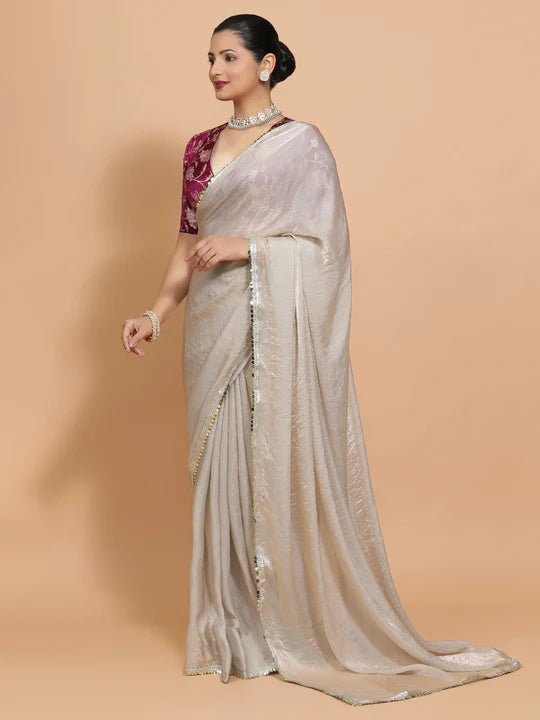 scalloped border saree