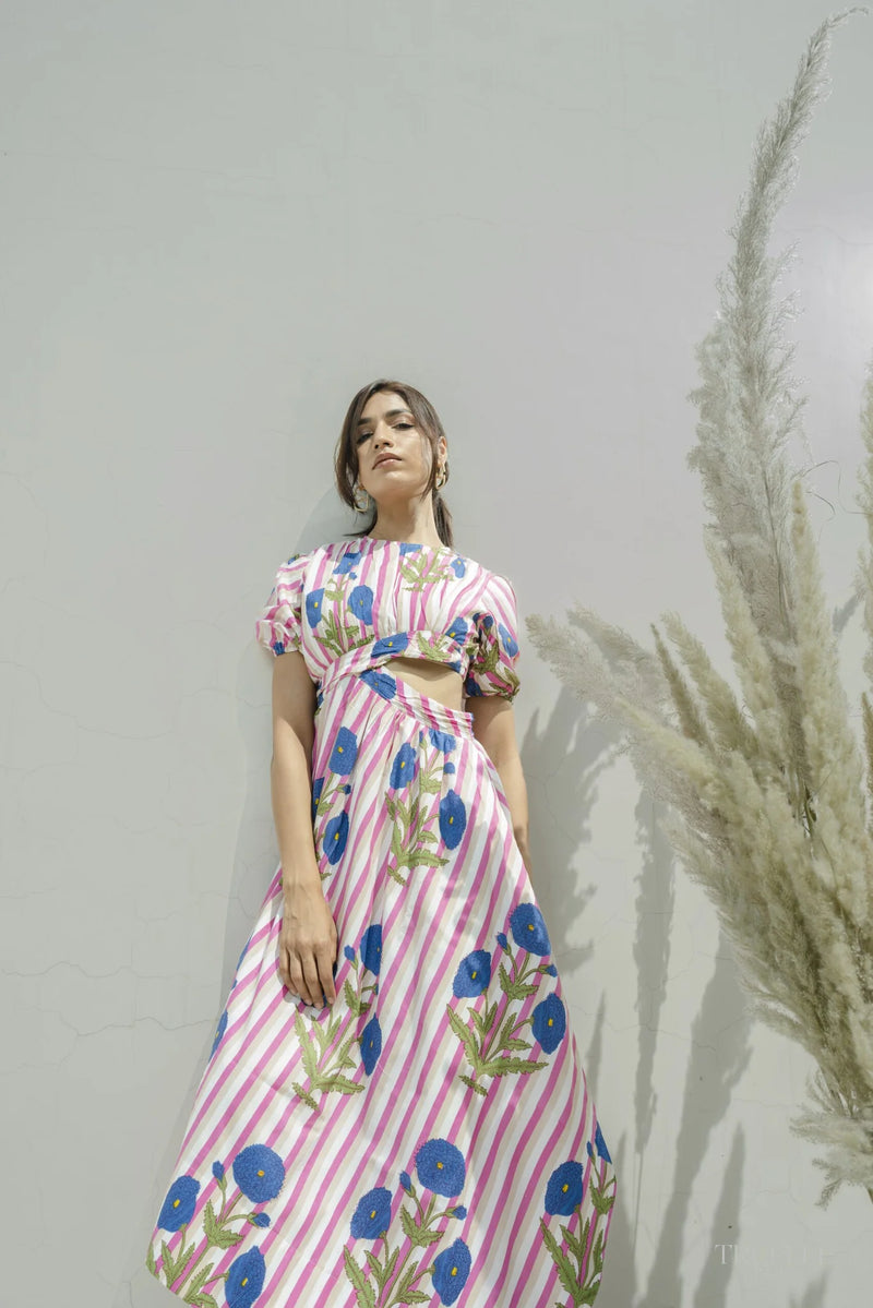 Relaxed fit summer dress