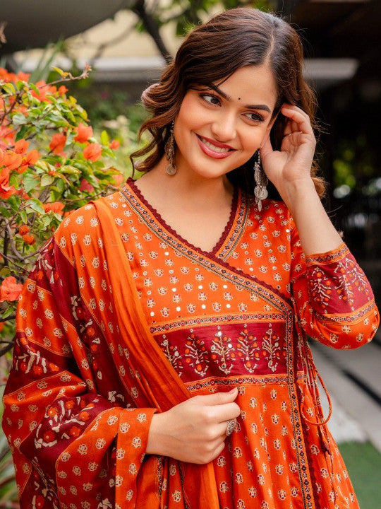 Neel Noor Ethnic Motifs Printed Angrakha Pure Cotton Anarkali Set with Dupatta