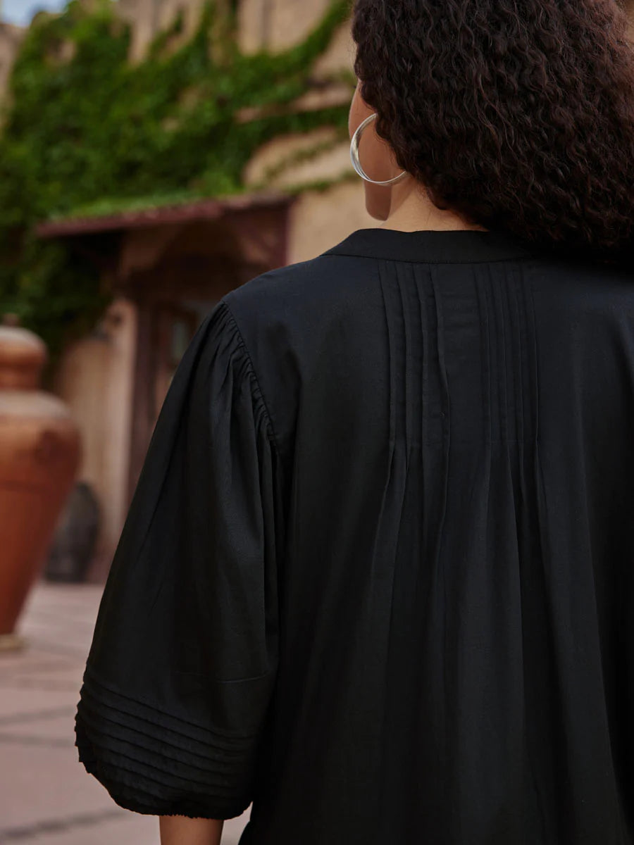 casual cotton midi dress for outings