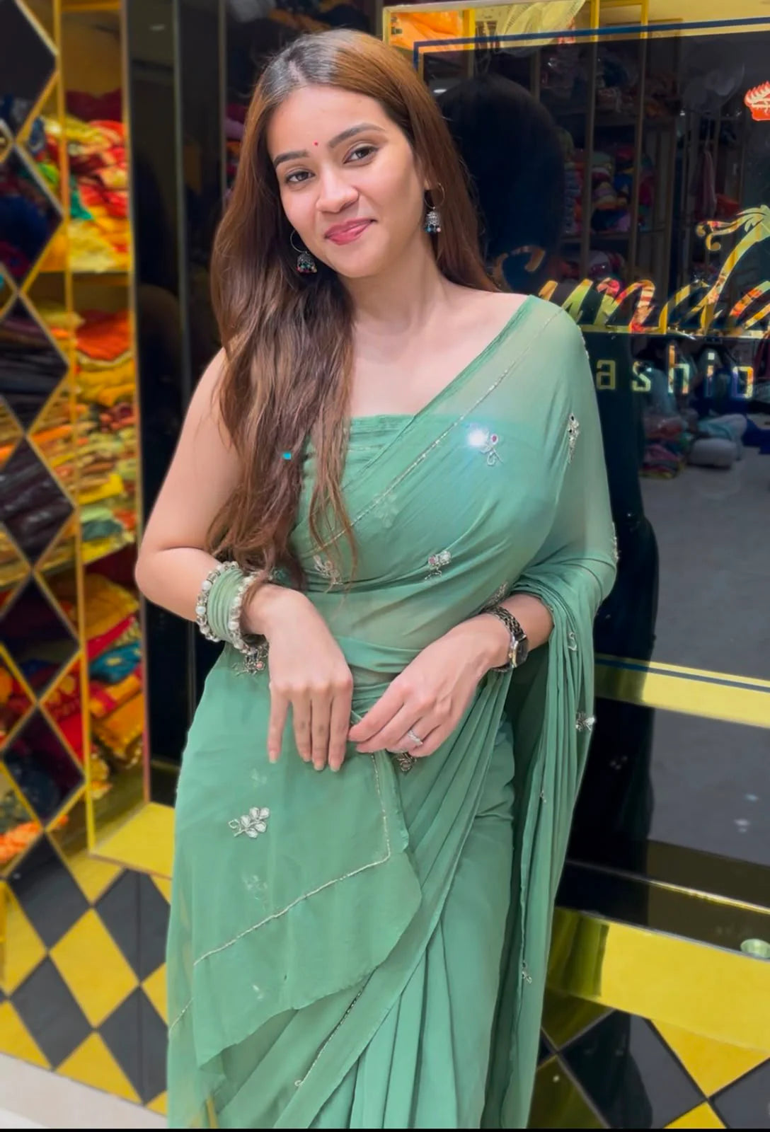 Bandhej Pure Chiffon Mirror & Katdana Handcrafted Saree