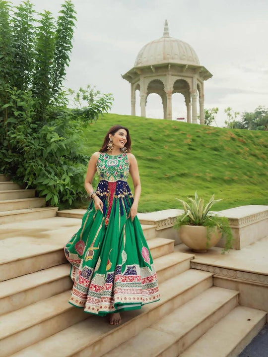 Green Heritage Lehenga Choli Set with Printed Dupatta