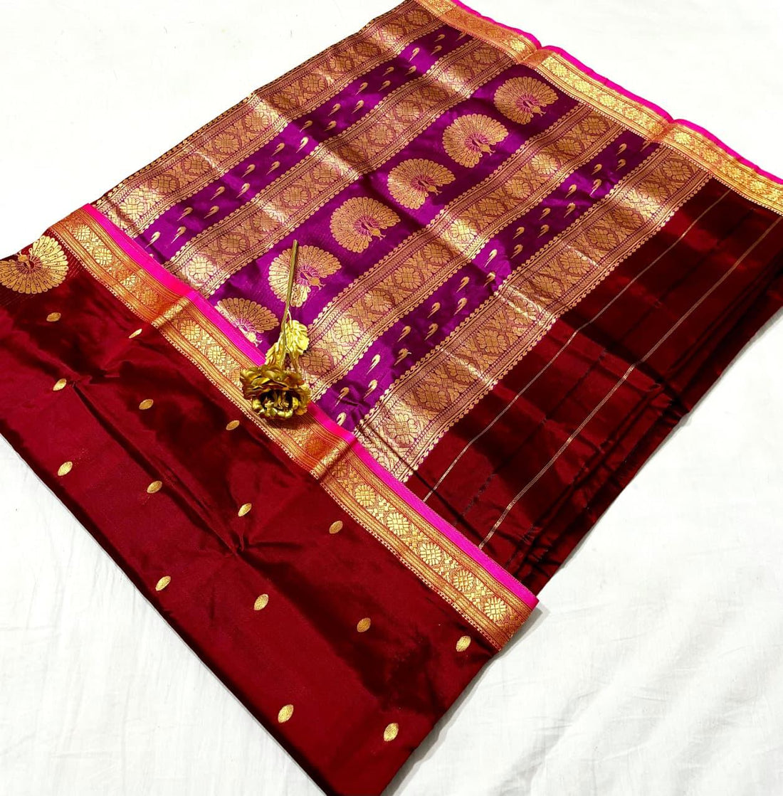 Jijamata Pure Cotton Silk 9-Yard Nauvari Paithani Saree With Morani Pallu