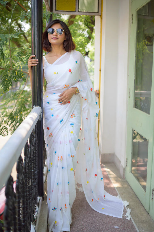 Traditional embroidery saree 1100