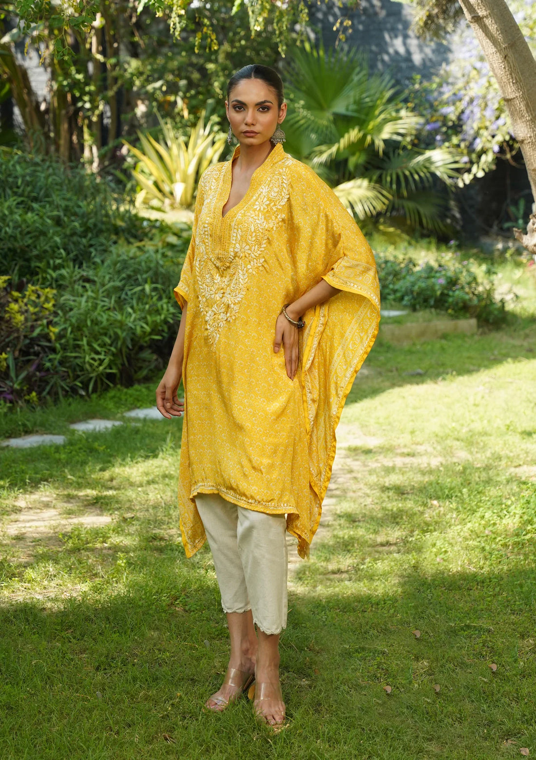 Sunheri Chikankari Luxe Kaftan Set