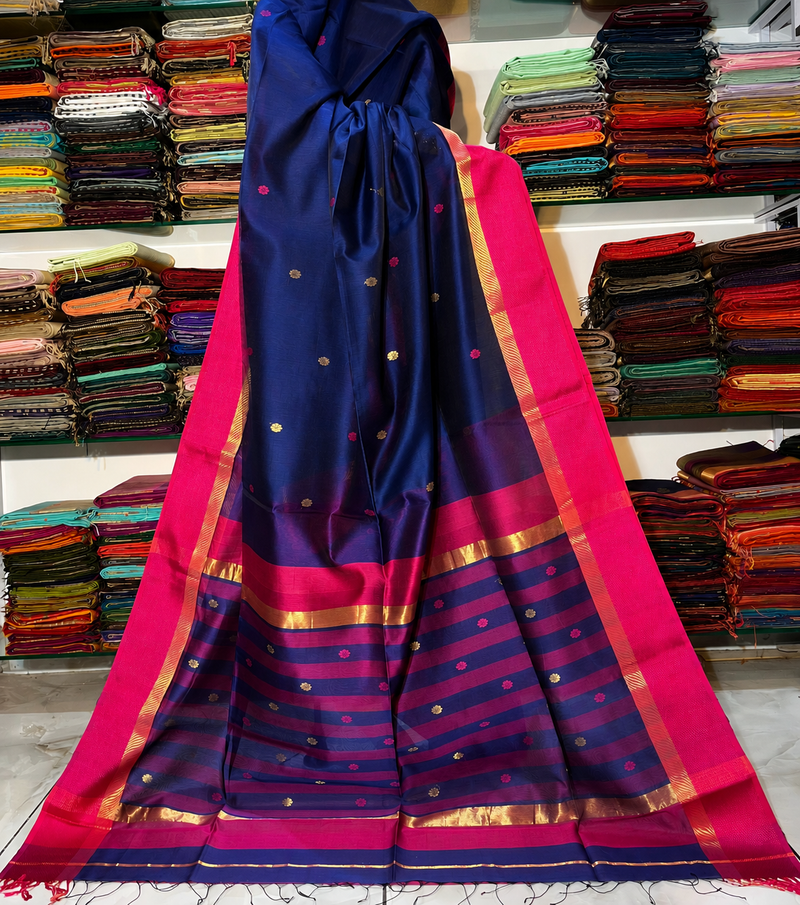 Nayantara Maheshwari Kali Border Buti Saree