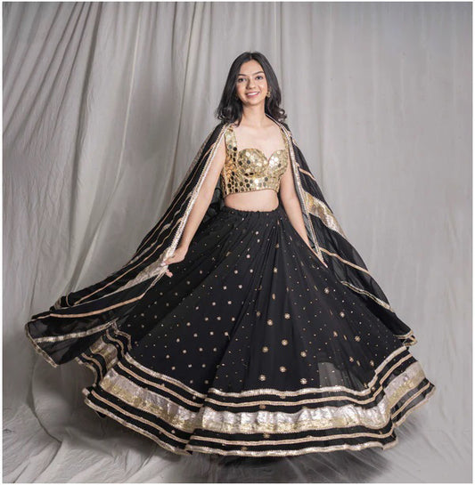 Women’s Golden & Black Aura Skirt Set 600