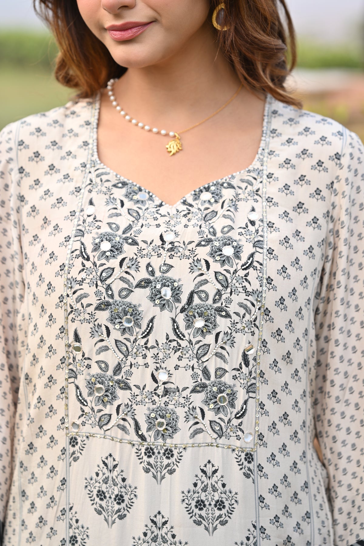 Casual block print outfit