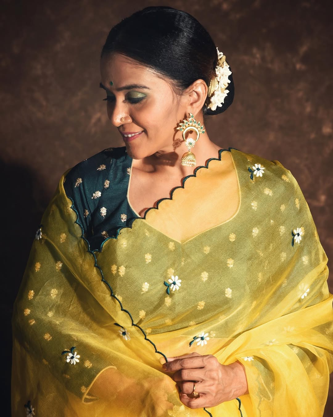 floral print saree