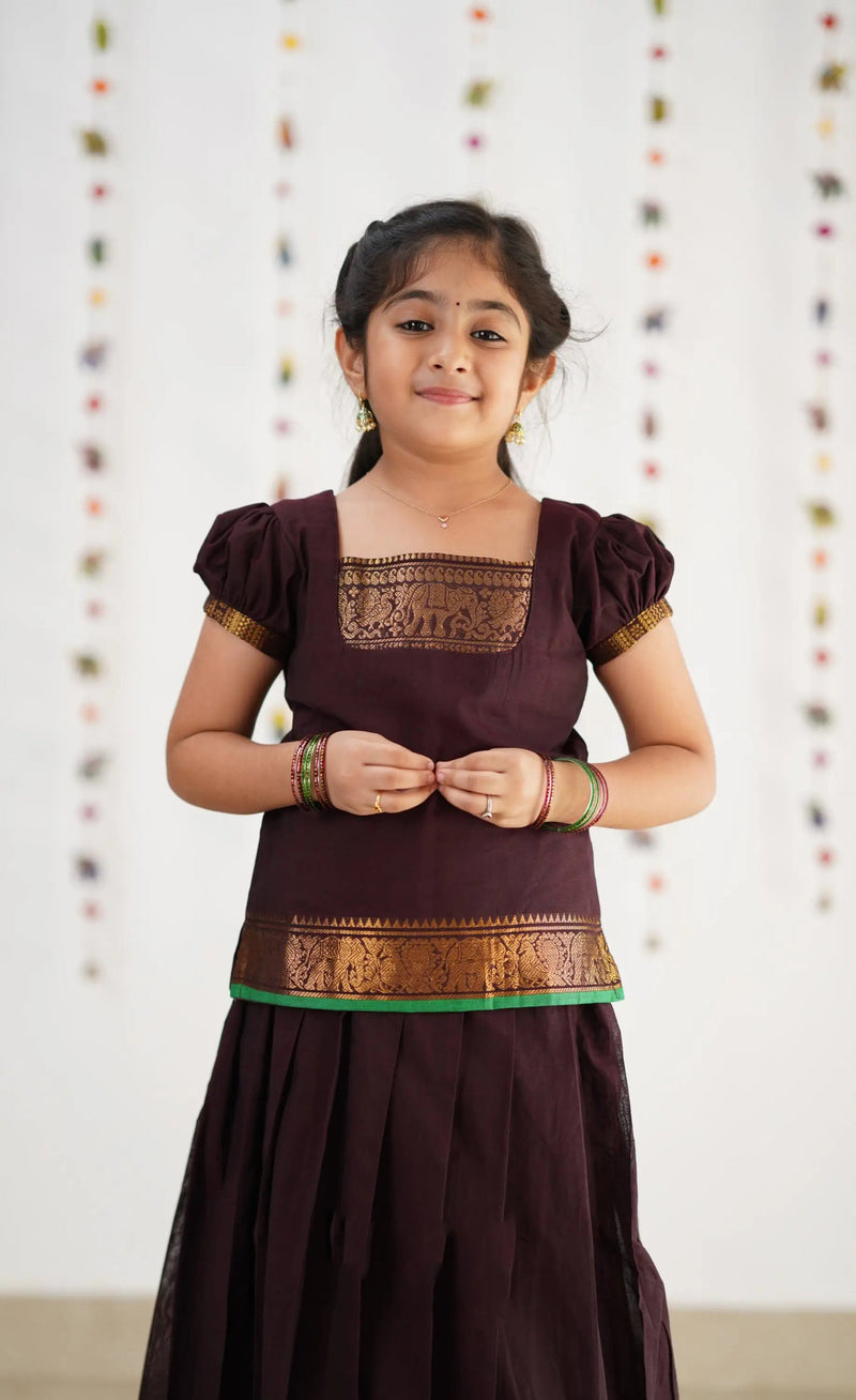 girls ethnic wear