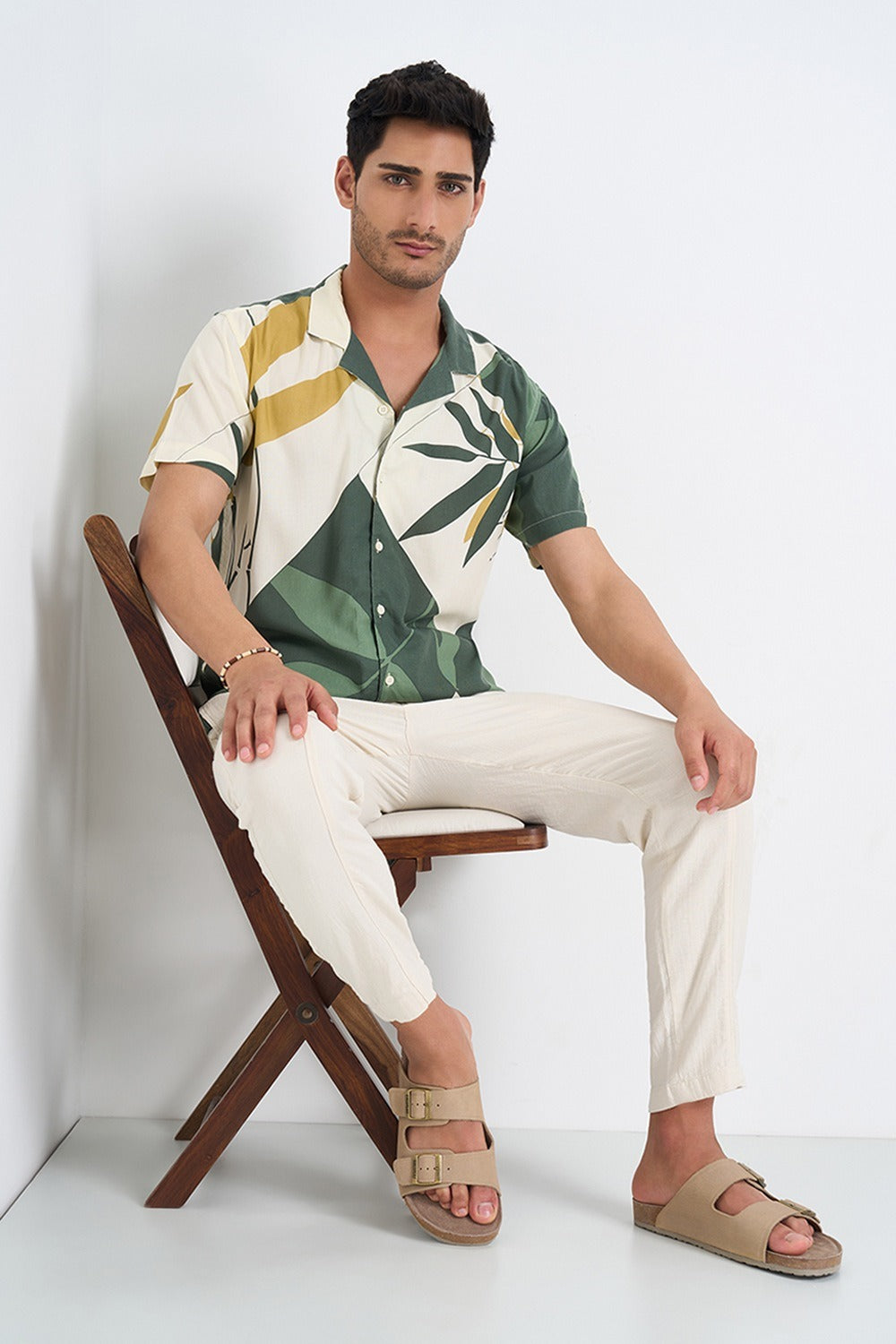 Lightweight shirt for men