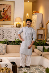 Men's traditional wear