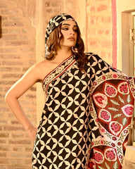Raas Noir Printed Kaftan with Bandana