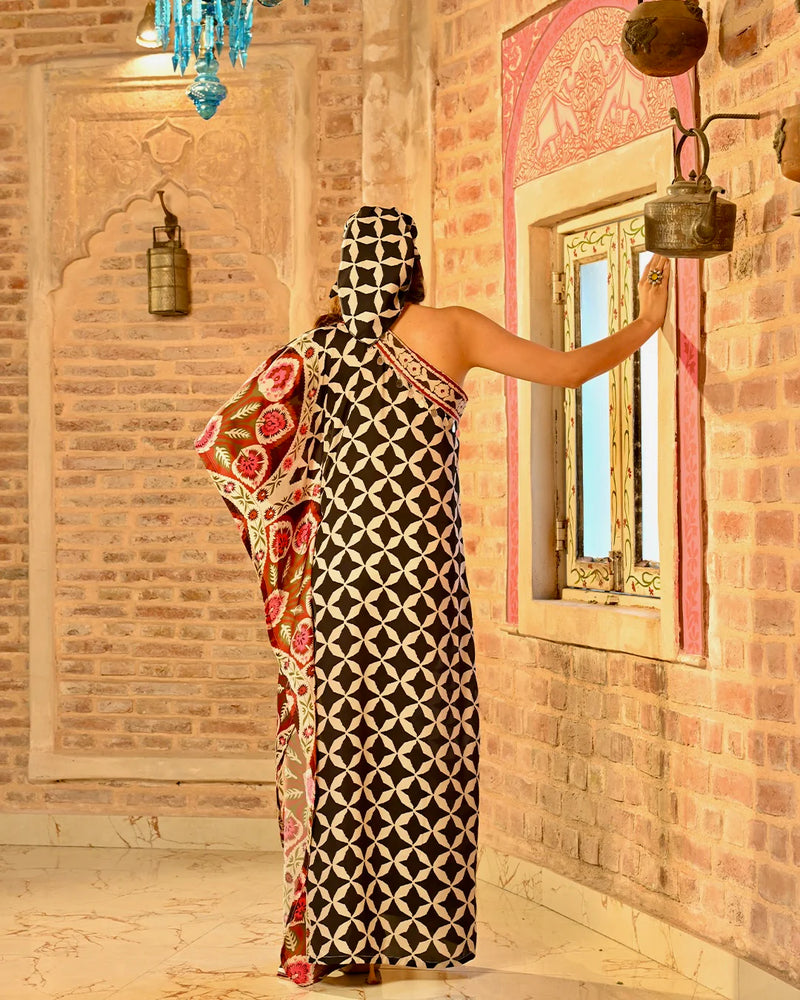 Raas Noir Printed Kaftan with Bandana