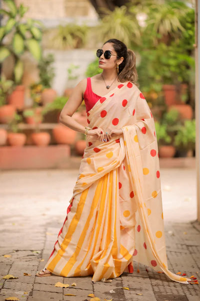 Polka Dots Mul Mul Printed Saree