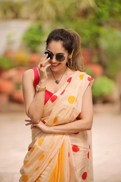 Polka Dots Mul Mul Printed Saree
