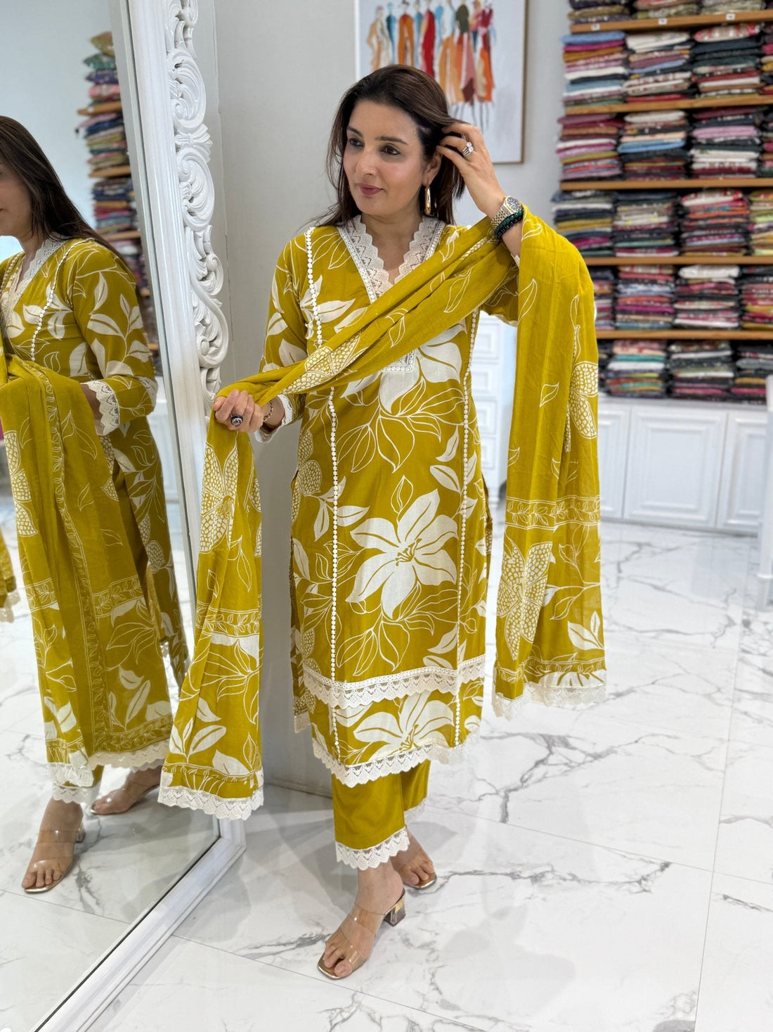 Three-piece ethnic wear