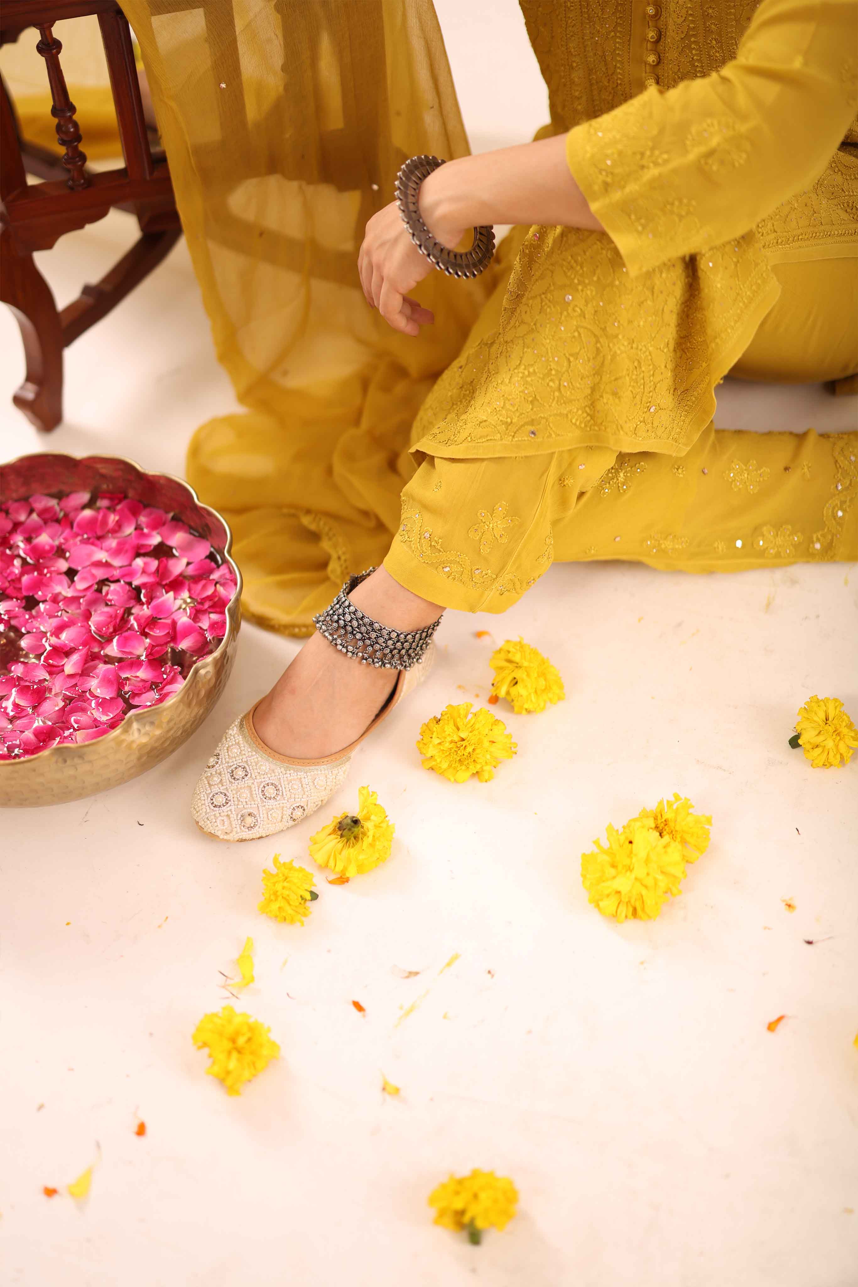 embroidered suit for women