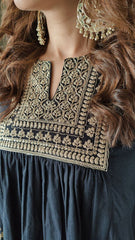 festive kurta outfit for ladies