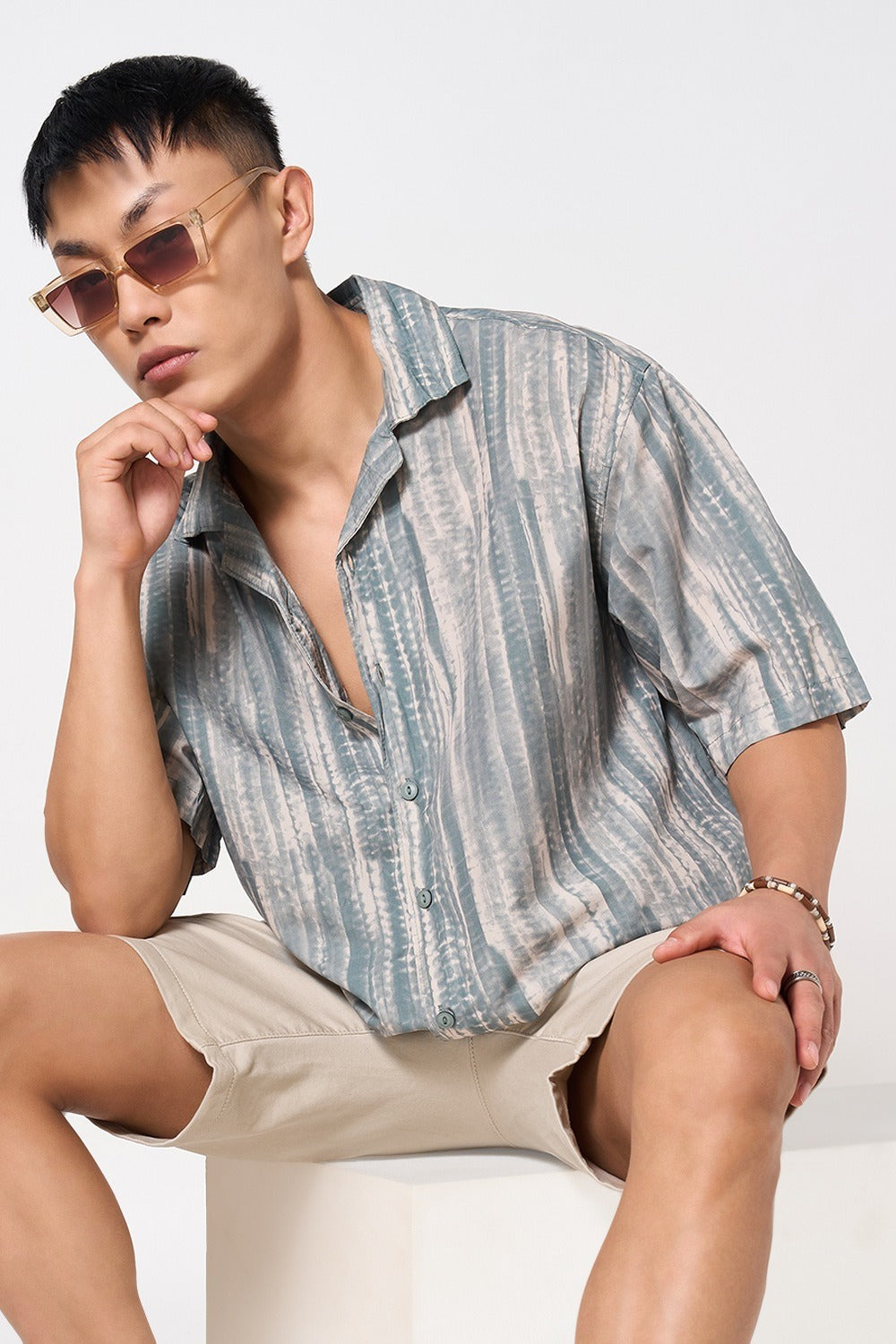 Relaxed fit half sleeve shirt