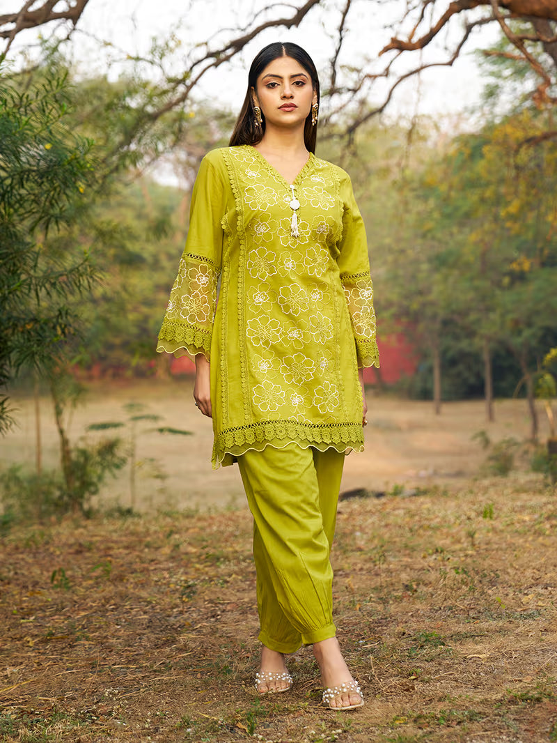 Everyday White Embroidered Ethnic Set