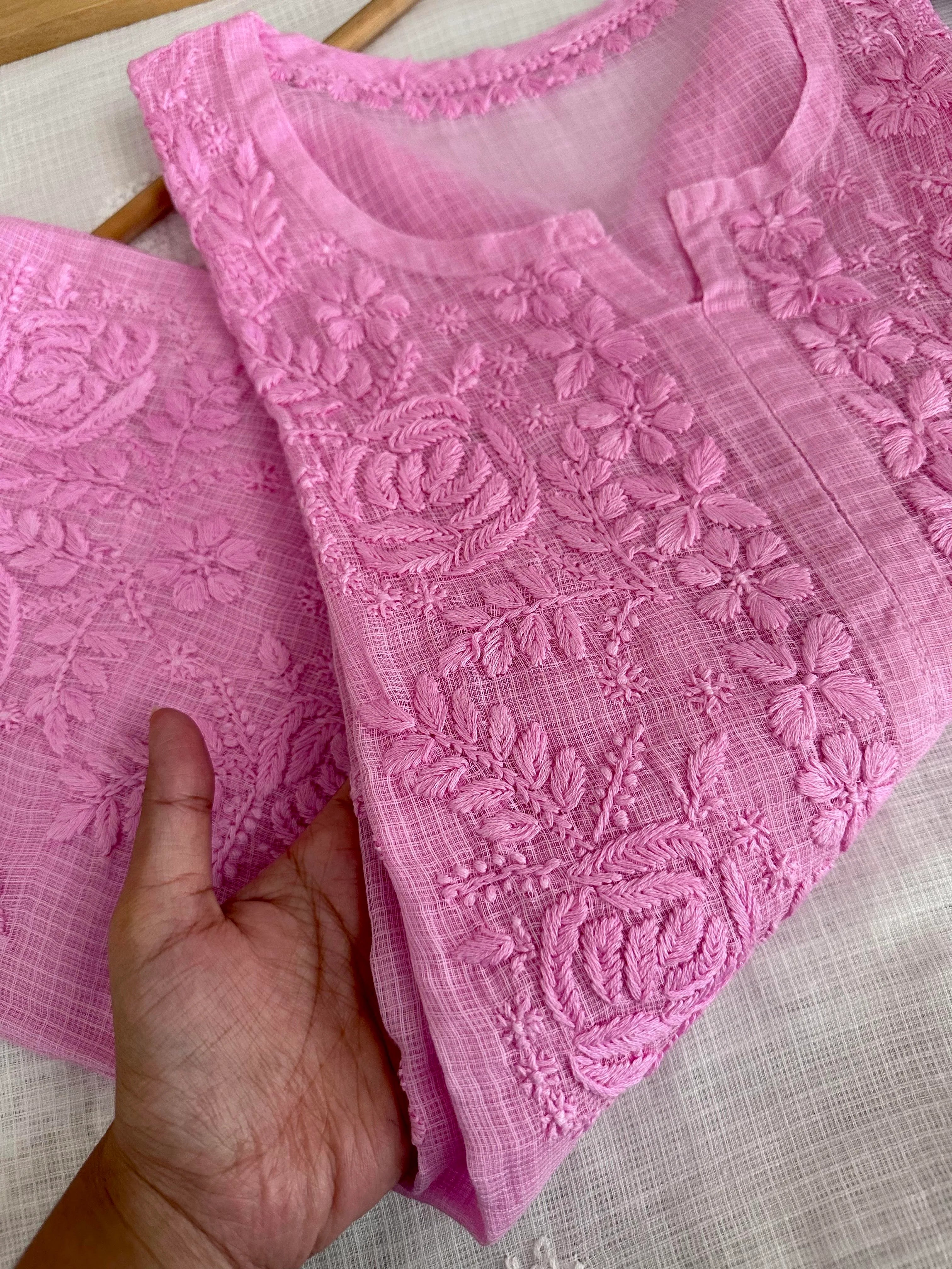 V-notch neckline