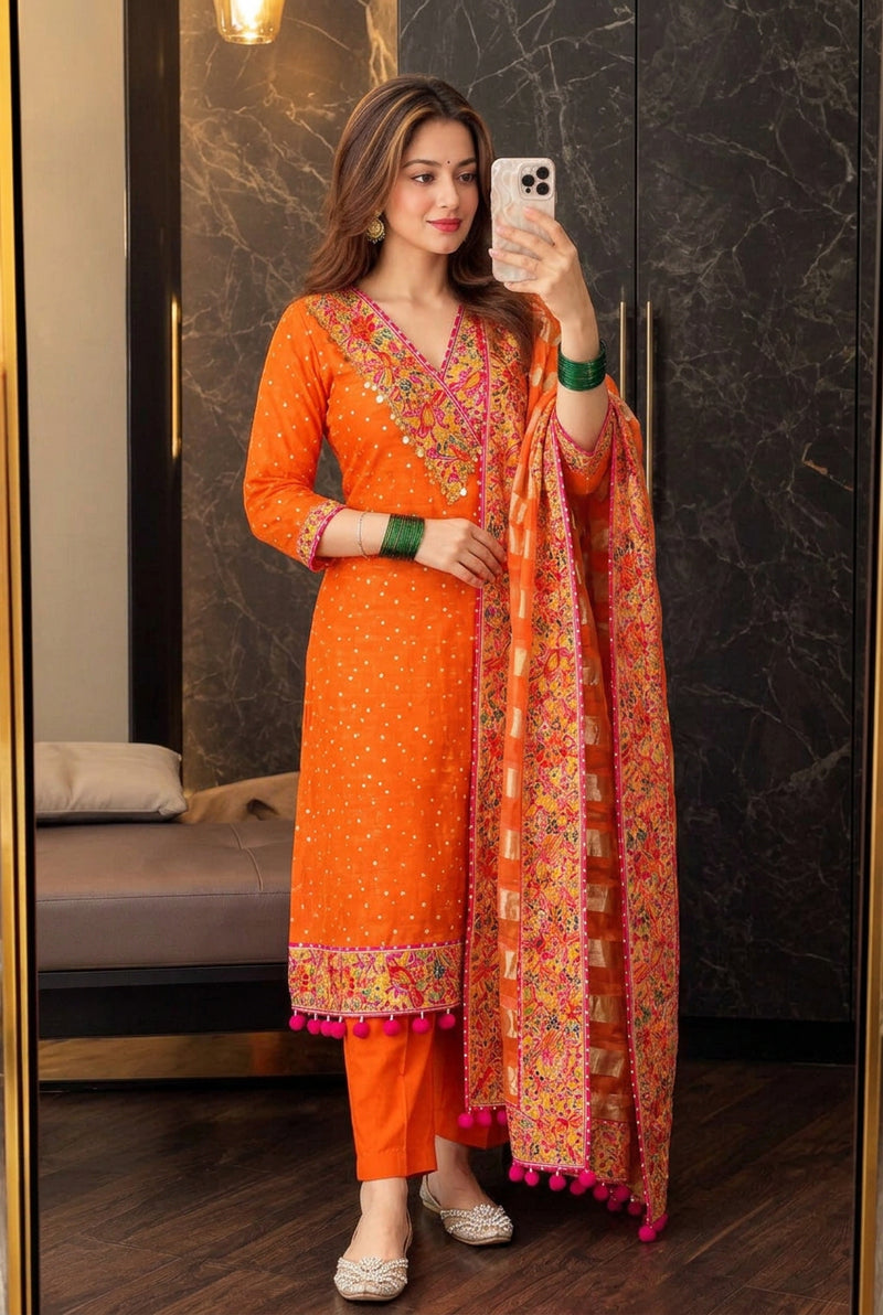 Kesari Gulab Embroidered Kurta Set