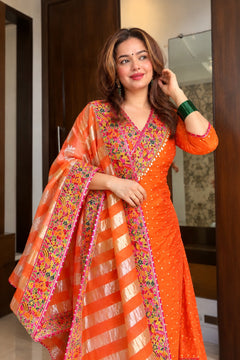 Kesari Gulab Embroidered Kurta Set