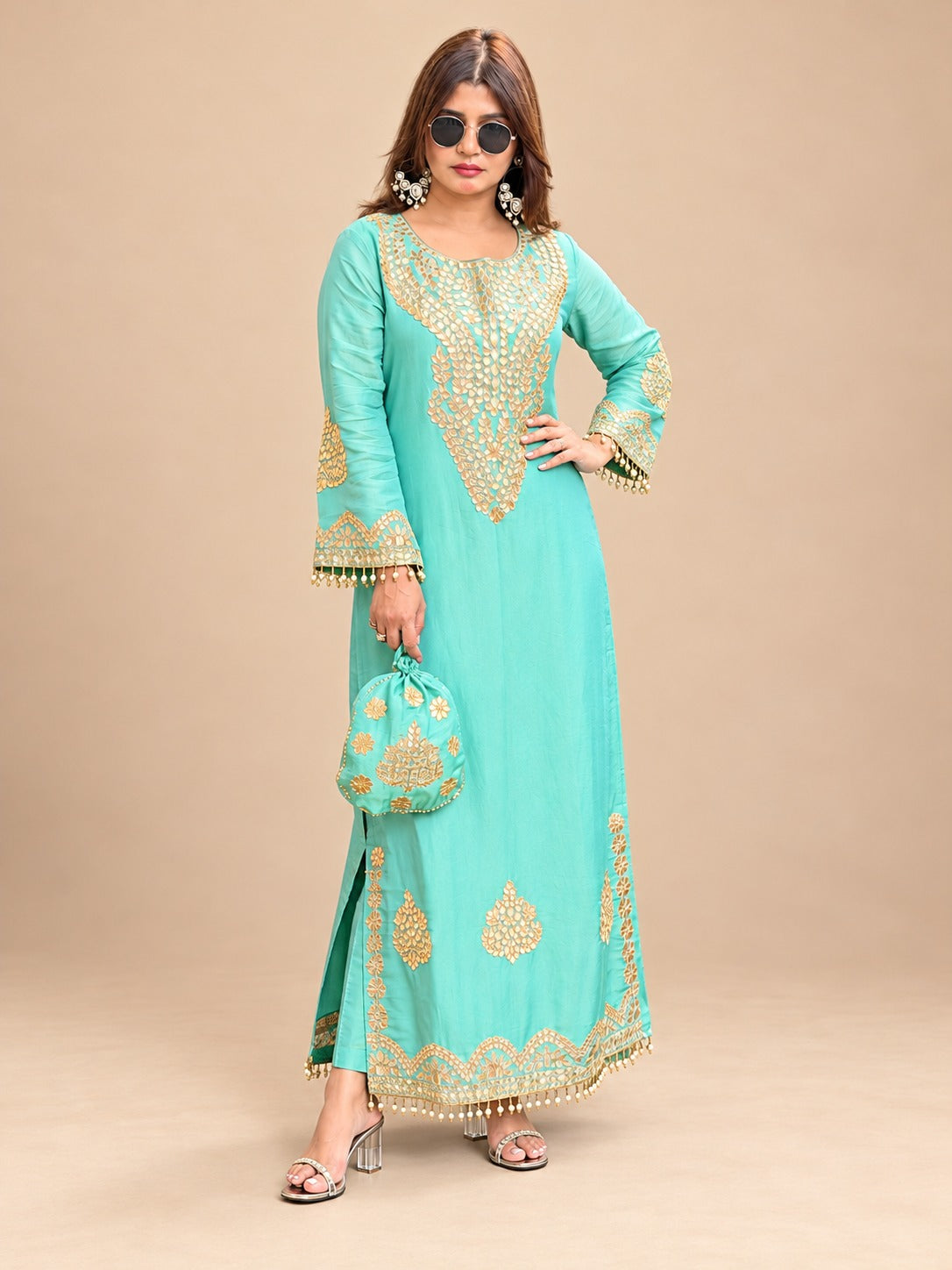 Noor-e-Firoza Embellished Dress with Potli