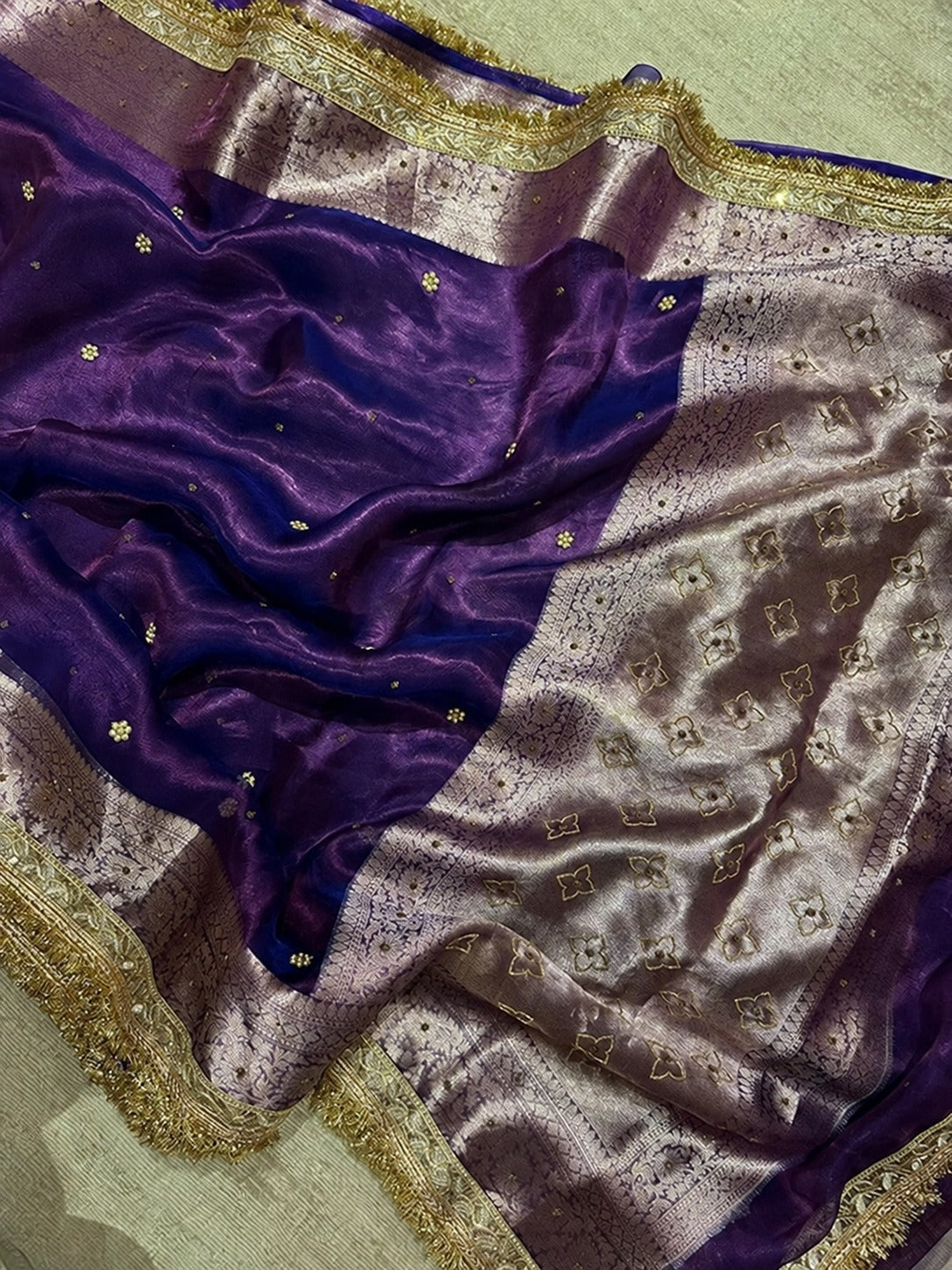 Shahi Amethyst Sitara Border Banarasi Saree