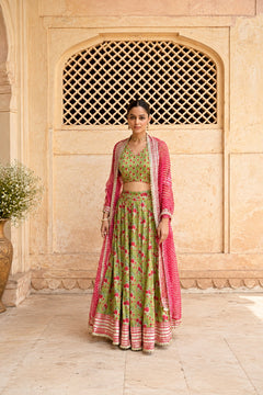 Gulabi Aangan floral Lehenga Set
