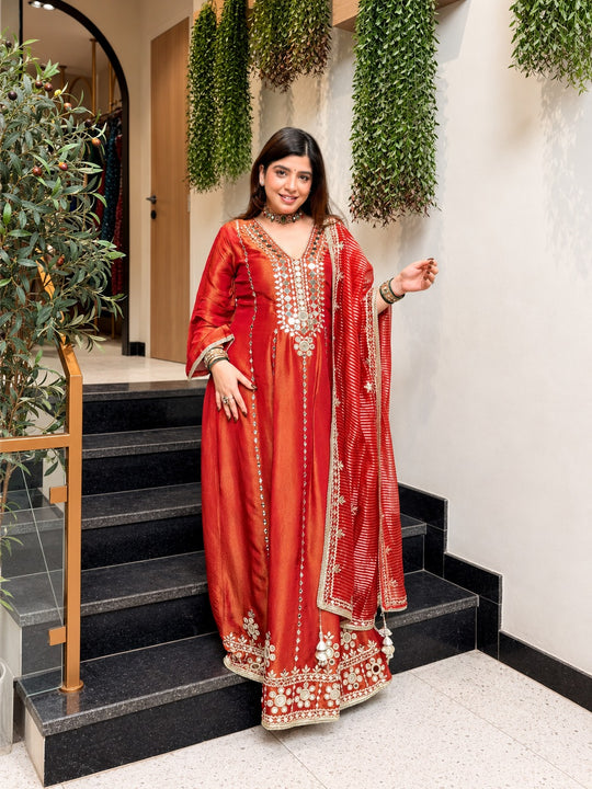 Sunehri Gulnaar Festive Anarkali Set