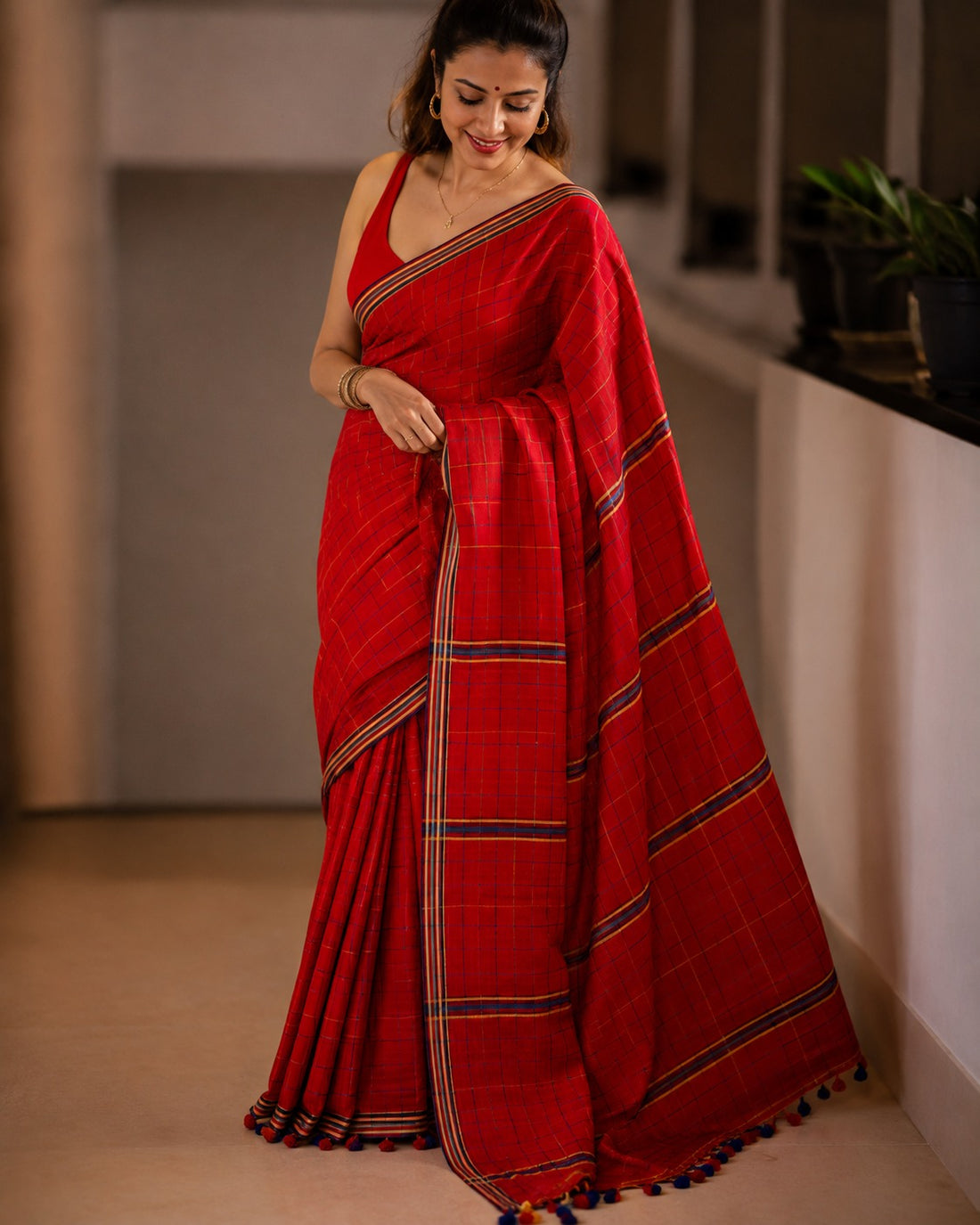 Sindoori Rekha Red Checked Traditional Saree for Women