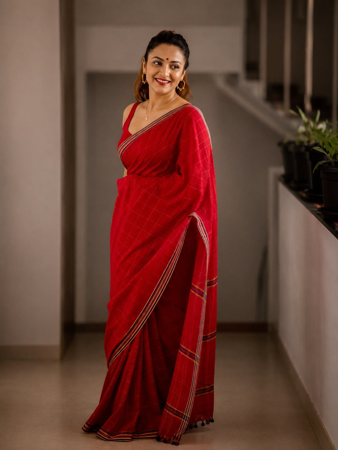 Sindoori Rekha Red Checked Traditional Saree for Women