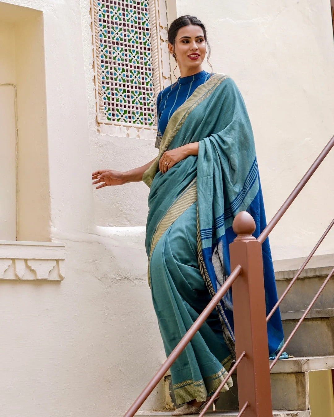 Handloom Cotton Saree with Elegant Contrast Border