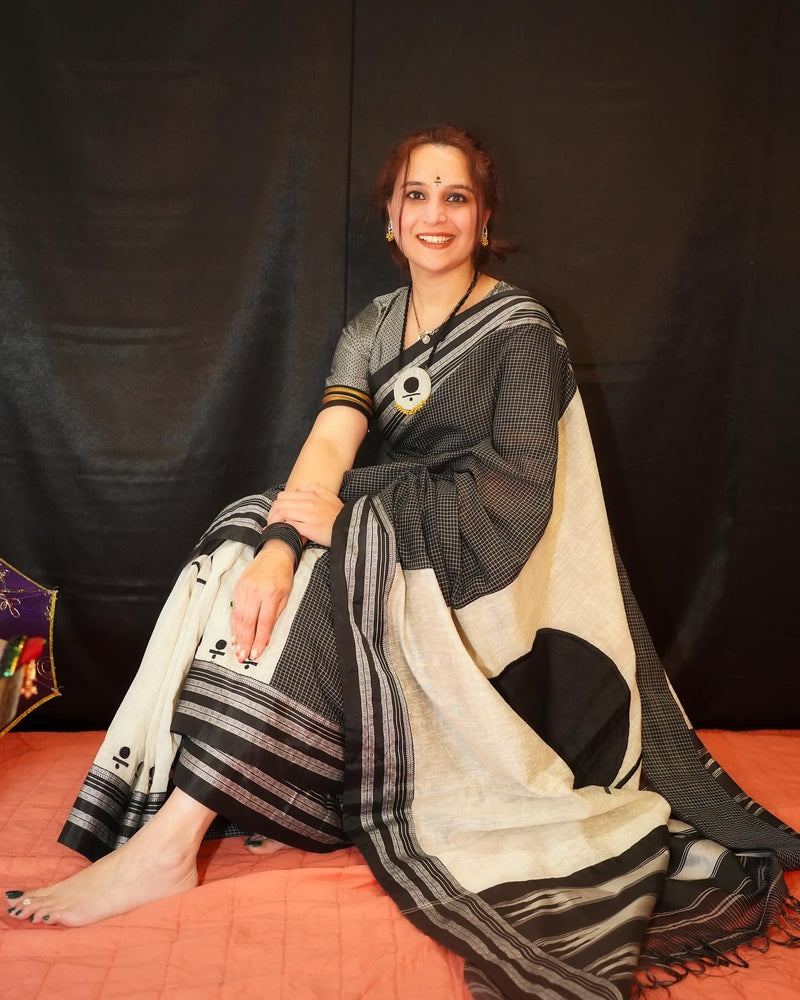 Handloom Cotton Ilkal Saree – Black & Off-White Heritage Weave