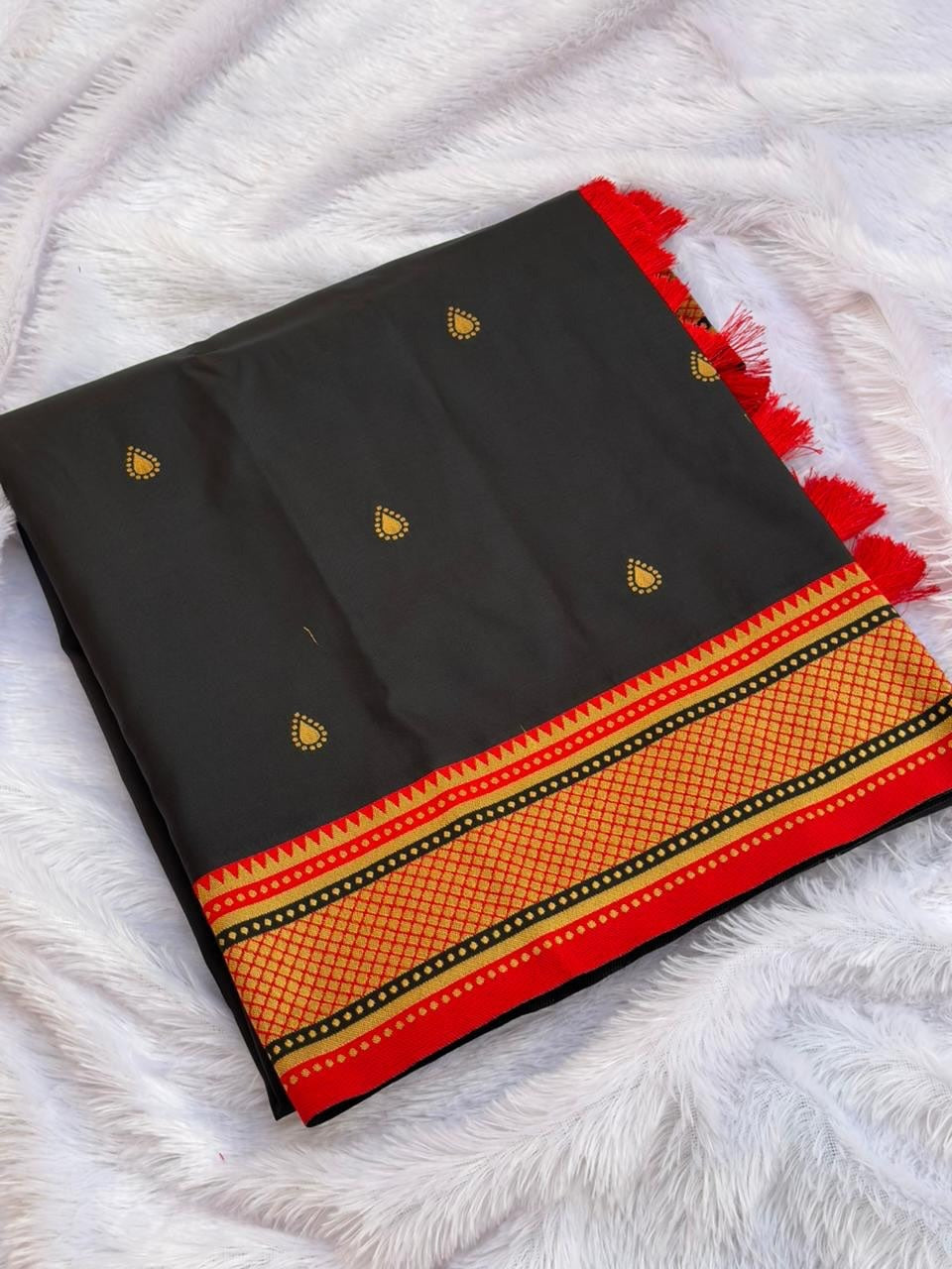 Bhakti Traditional Paithani Soft Silk Saree with Rich Vitthal Rakhumai Pallu