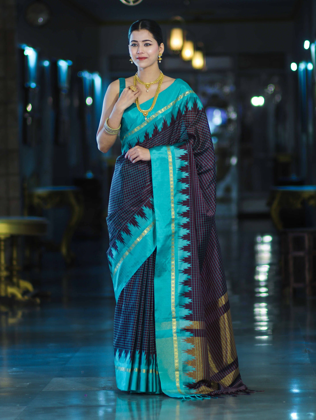 Banarsi Maroon Ikat Patterned Silk Saree