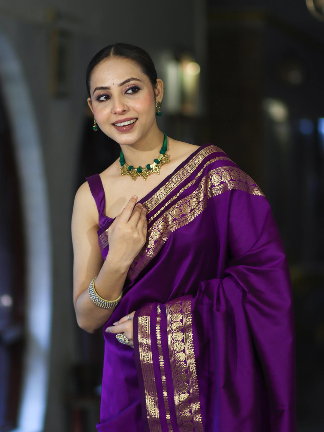 Banarasi Handloom Semi Silk Saree with Intricate Zari Border