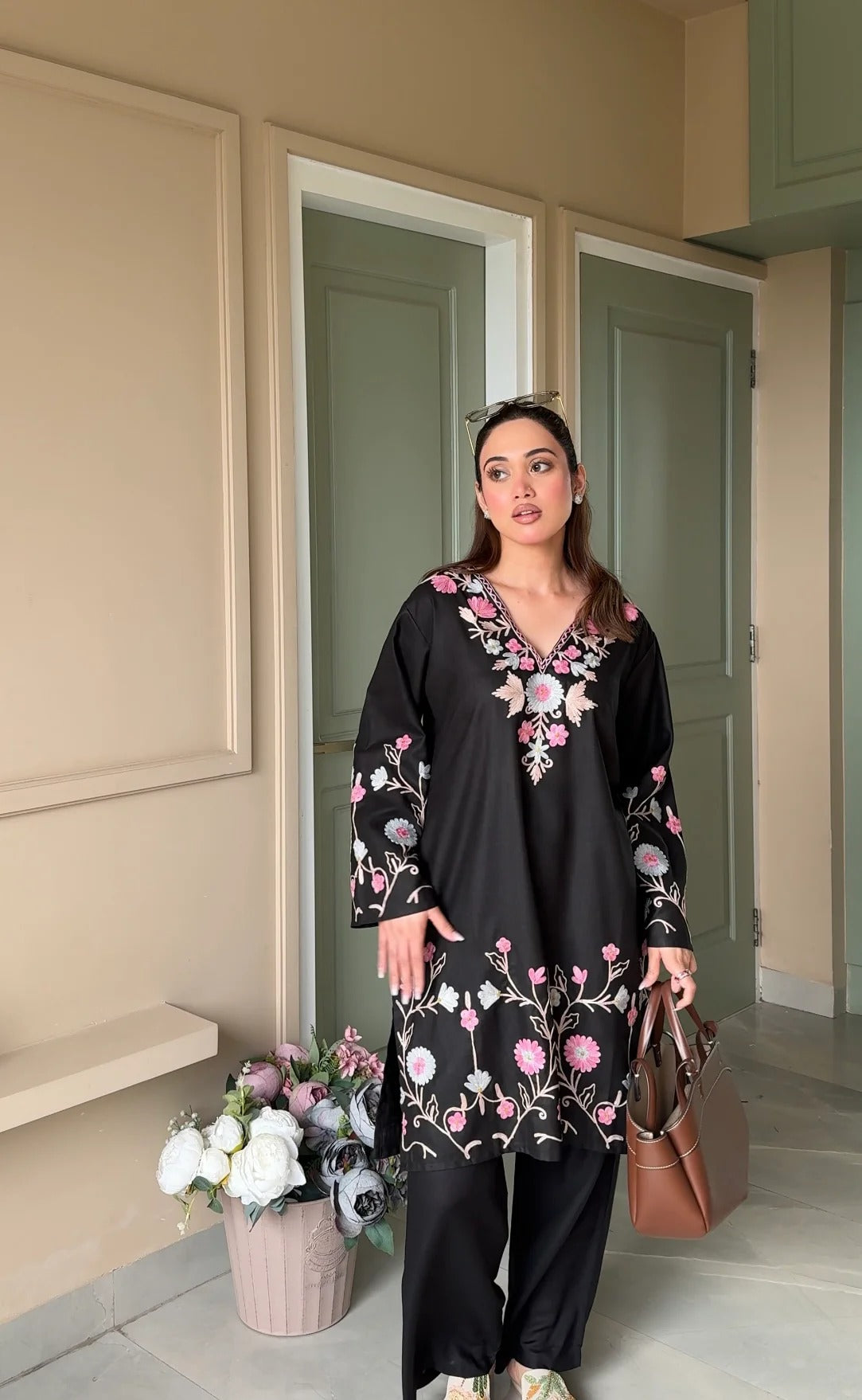 Cotton Black Ishita Kashmiri Aari Kurta
