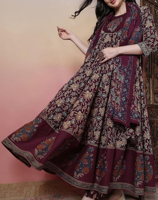 Noor Zareen Anarkali Suit Set