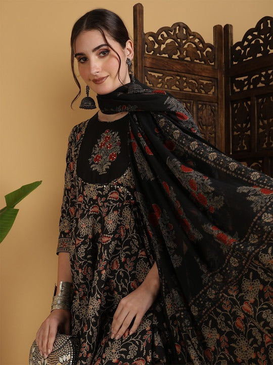 Noor Zareen Anarkali Suit Set